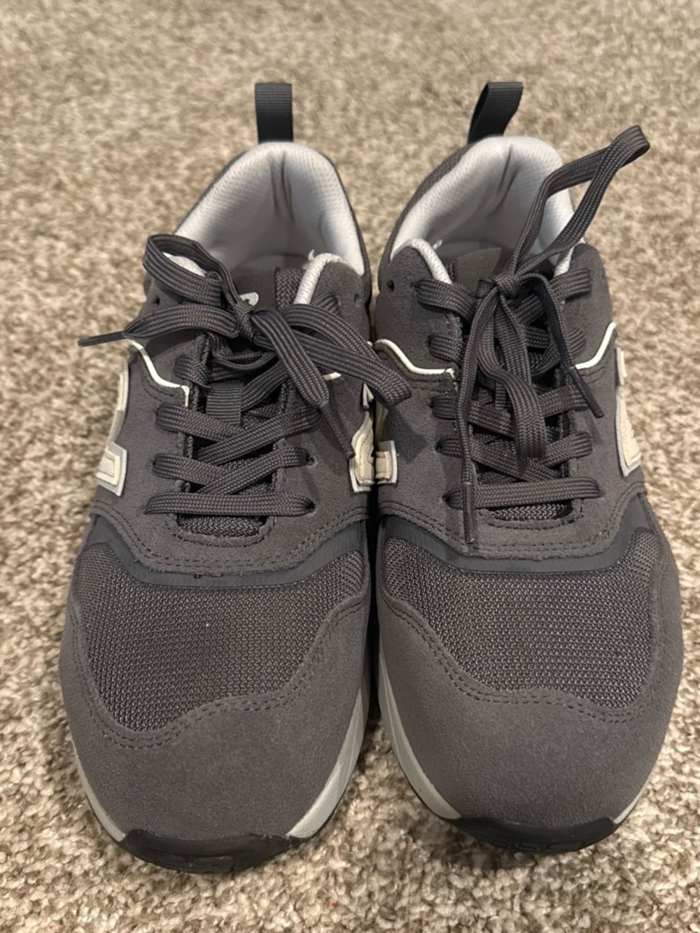 New Balance Men's Gray Athletic Lace-Up Sneakers - Classic Comfort